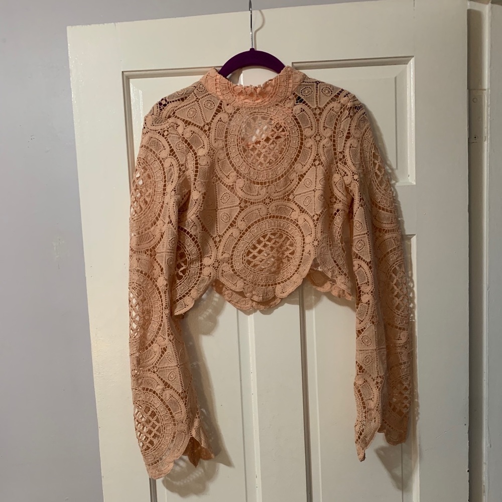 Pink lace long sleeve cropped top